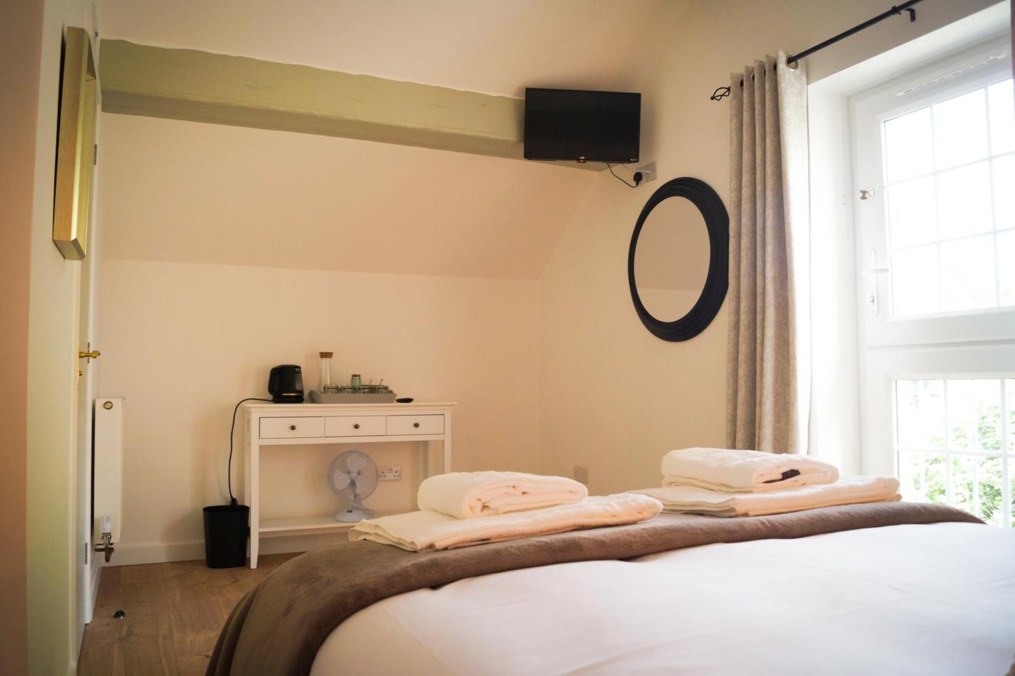 Lemon Tree Rooms - Newly Refurbished Coastal Stay Swyre Eksteriør bilde