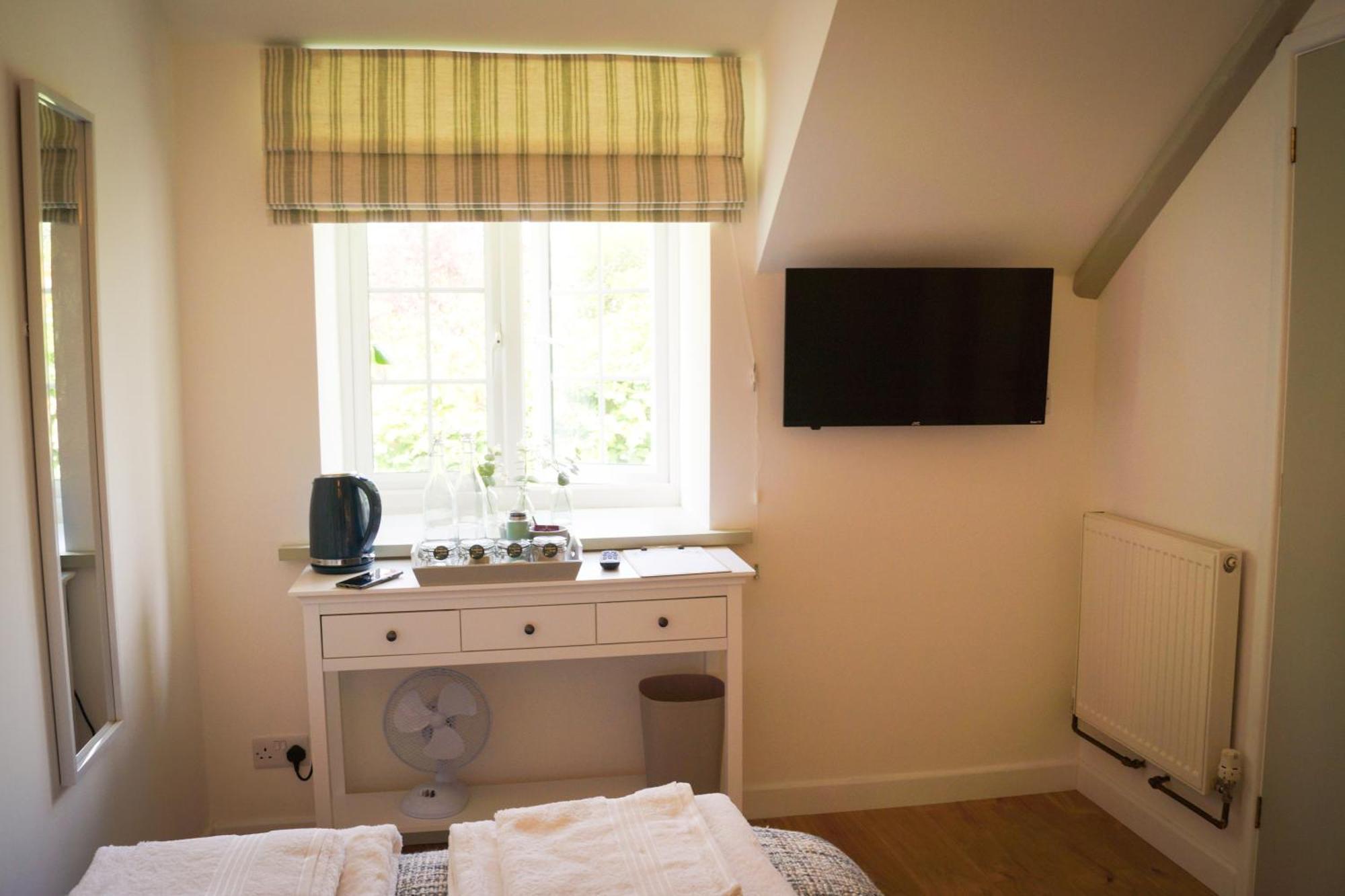 Lemon Tree Rooms - Newly Refurbished Coastal Stay Swyre Eksteriør bilde