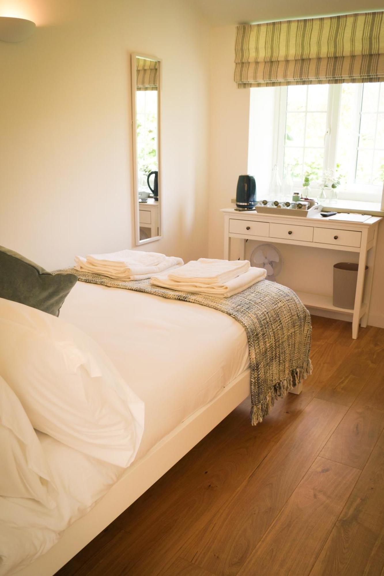 Lemon Tree Rooms - Newly Refurbished Coastal Stay Swyre Eksteriør bilde