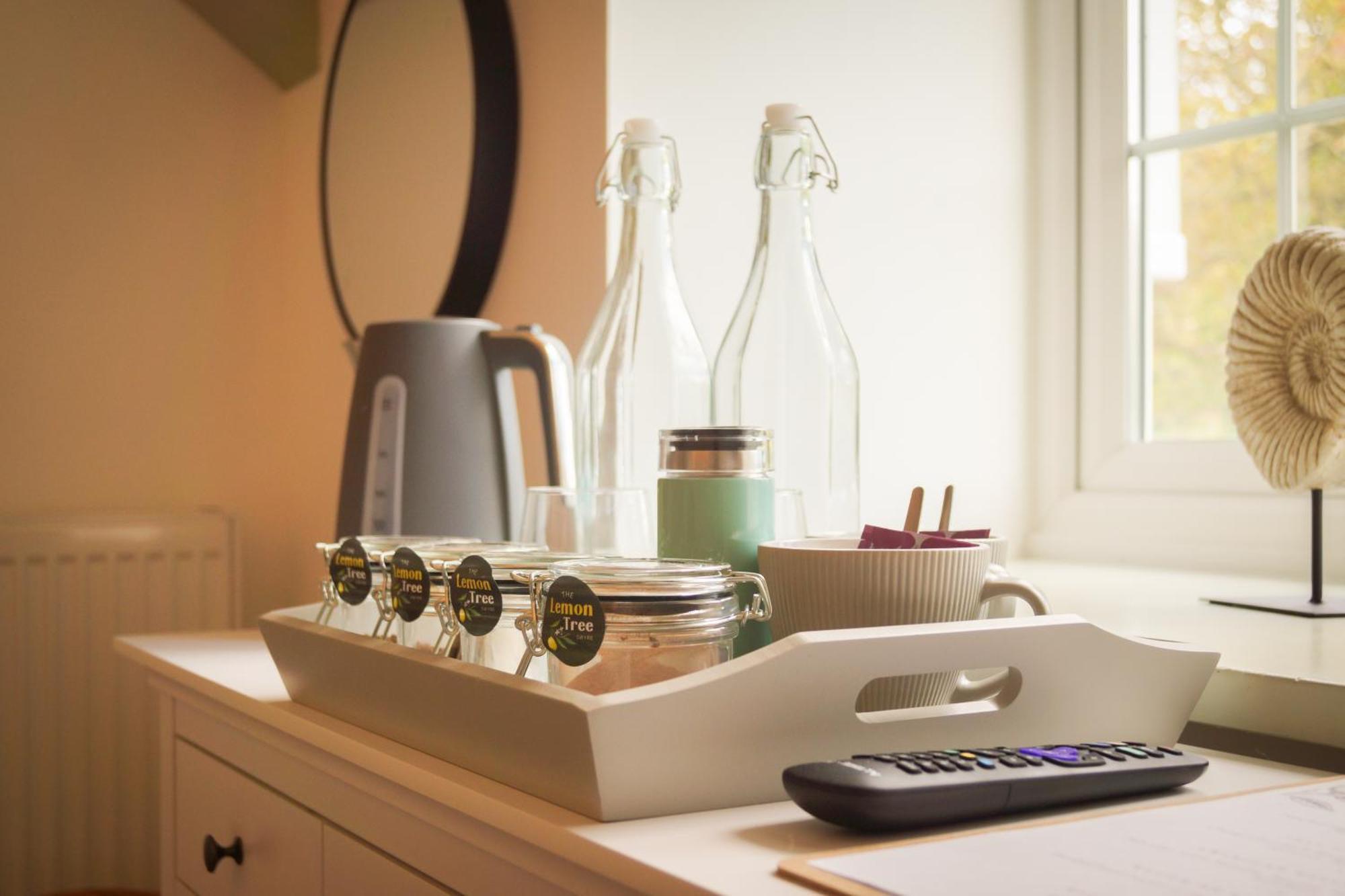 Lemon Tree Rooms - Newly Refurbished Coastal Stay Swyre Eksteriør bilde