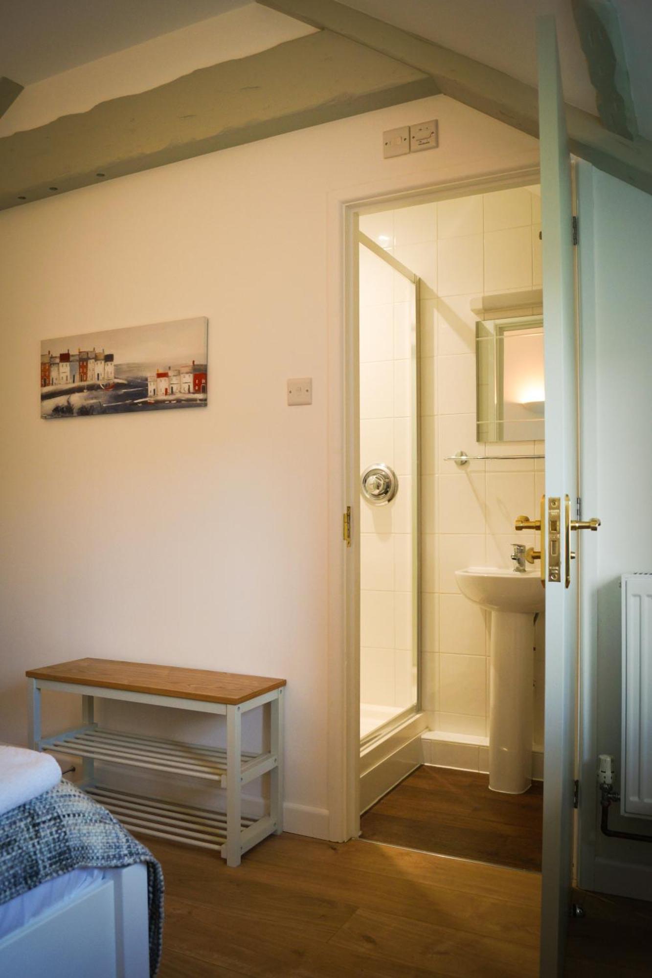 Lemon Tree Rooms - Newly Refurbished Coastal Stay Swyre Eksteriør bilde
