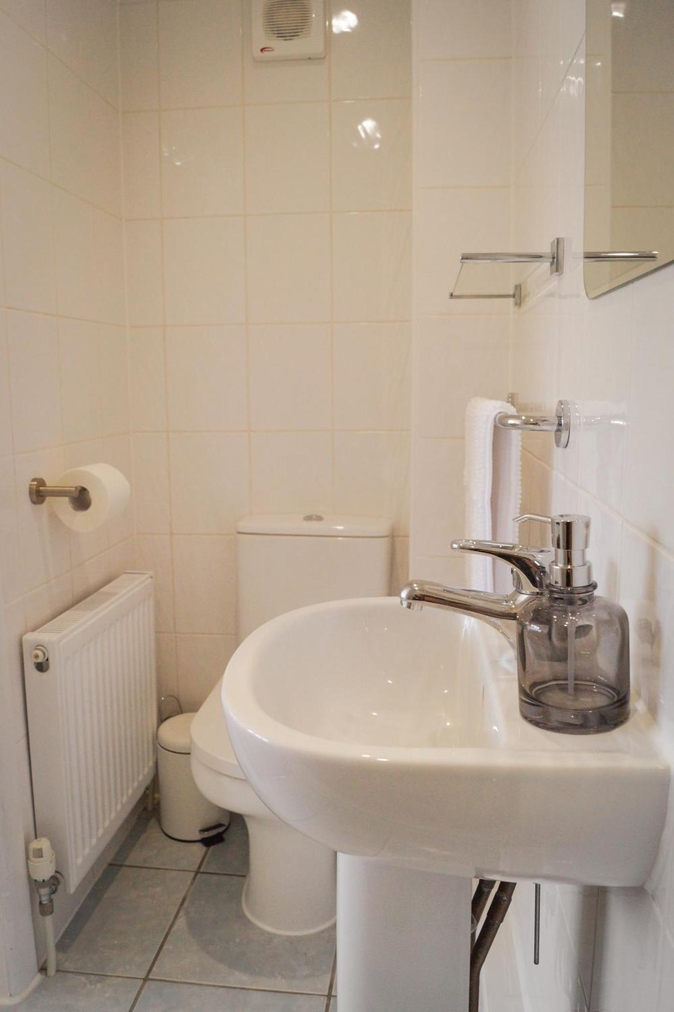 Lemon Tree Rooms - Newly Refurbished Coastal Stay Swyre Eksteriør bilde