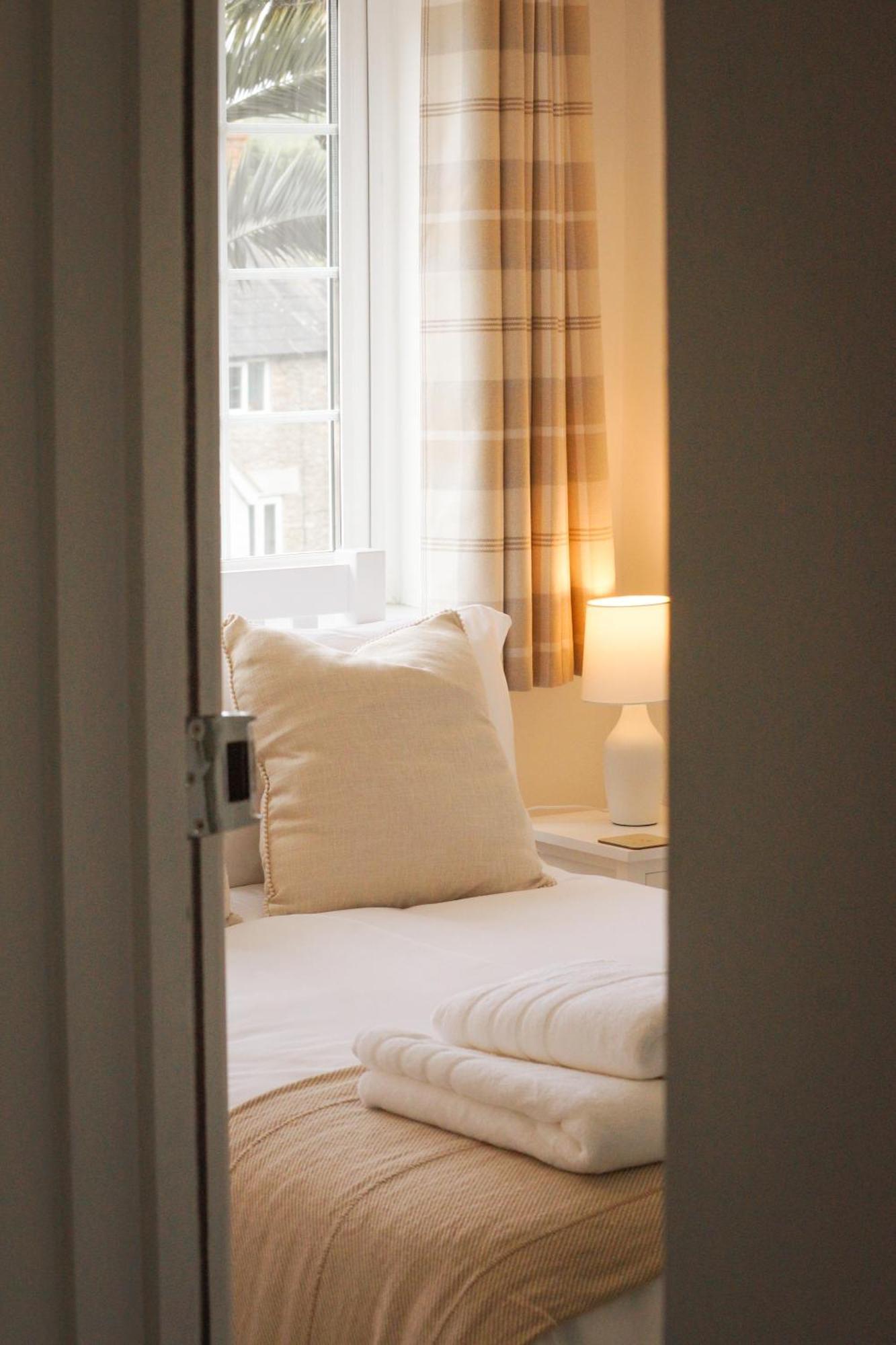 Lemon Tree Rooms - Newly Refurbished Coastal Stay Swyre Eksteriør bilde