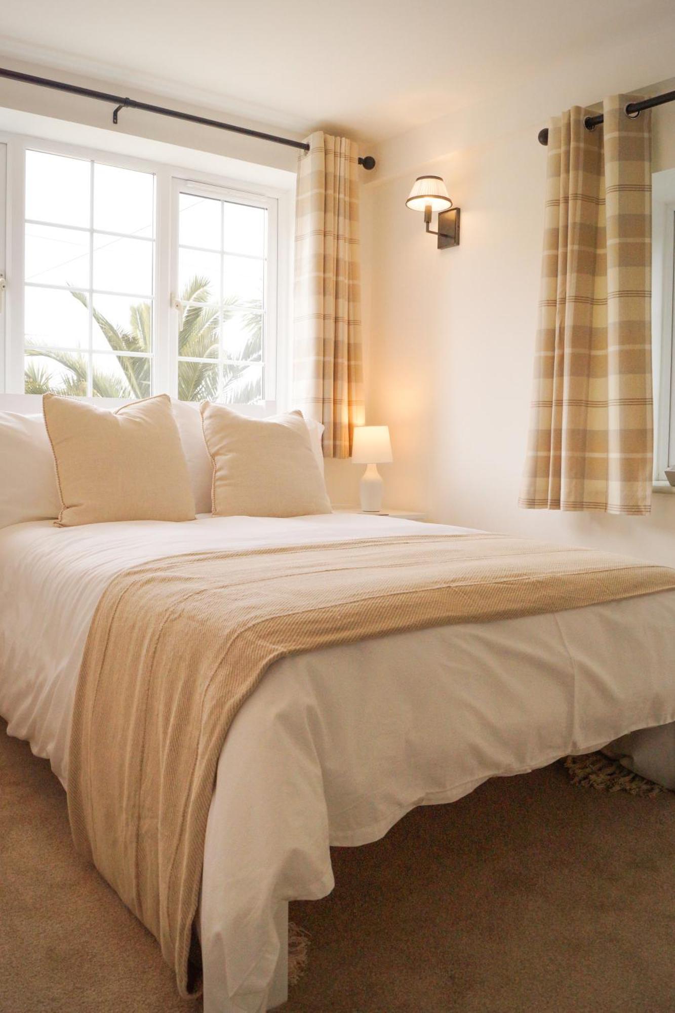 Lemon Tree Rooms - Newly Refurbished Coastal Stay Swyre Eksteriør bilde