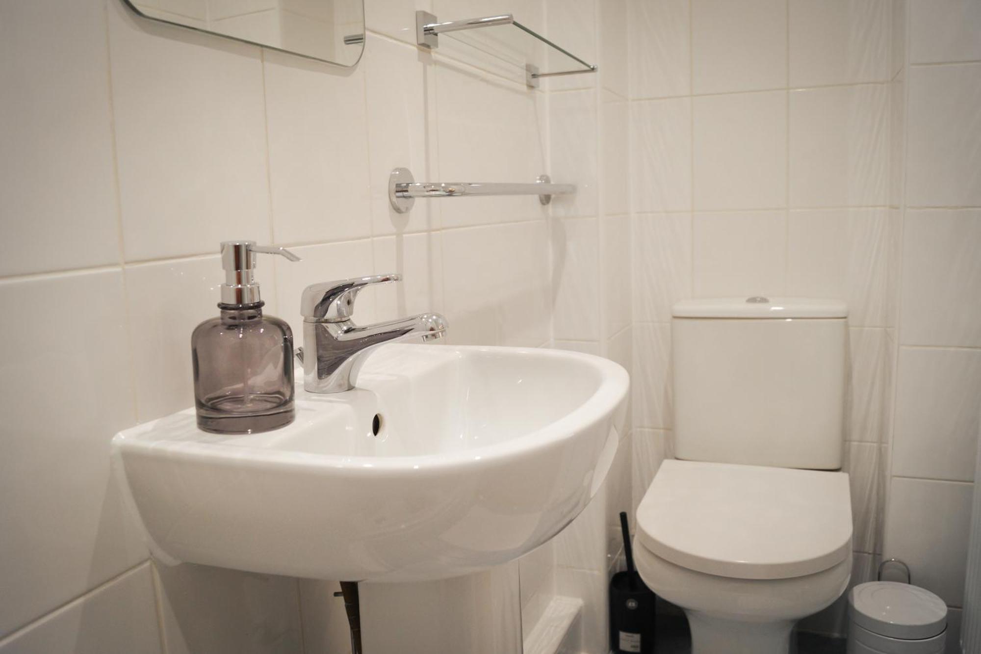 Lemon Tree Rooms - Newly Refurbished Coastal Stay Swyre Eksteriør bilde